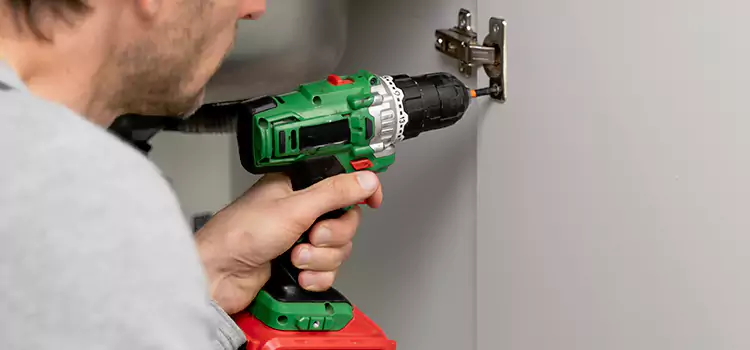 Commercial Door Hinge Repair Oshawa